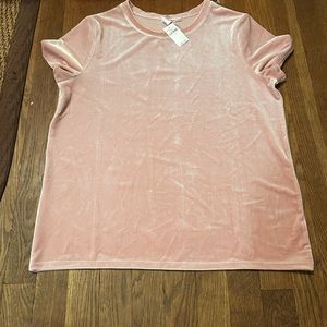 Women’s gap shirt